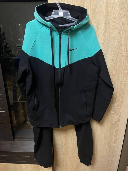 Продам б/у речі у гарному стані