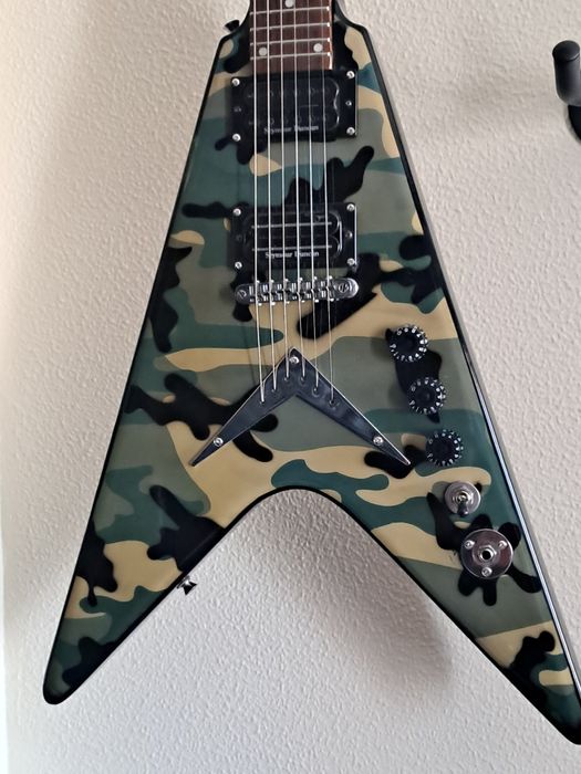 Guitarra elétrica washburn dimeV com seymor duncans