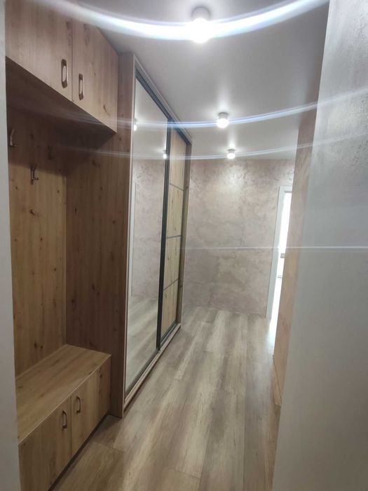 Кухня, шафа купе, корпусні меблі на замовлення AGT, фарбований МДФ