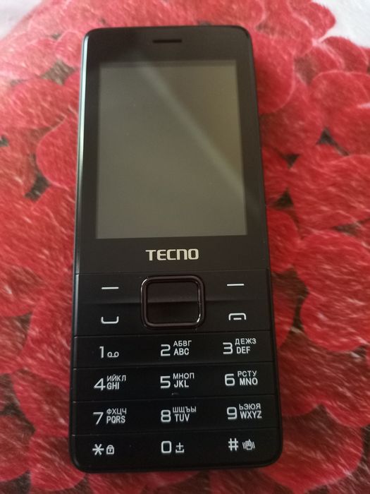 Мобильный телефон кнопочный