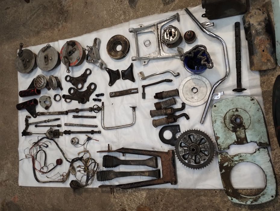 Ява 634 запчастини