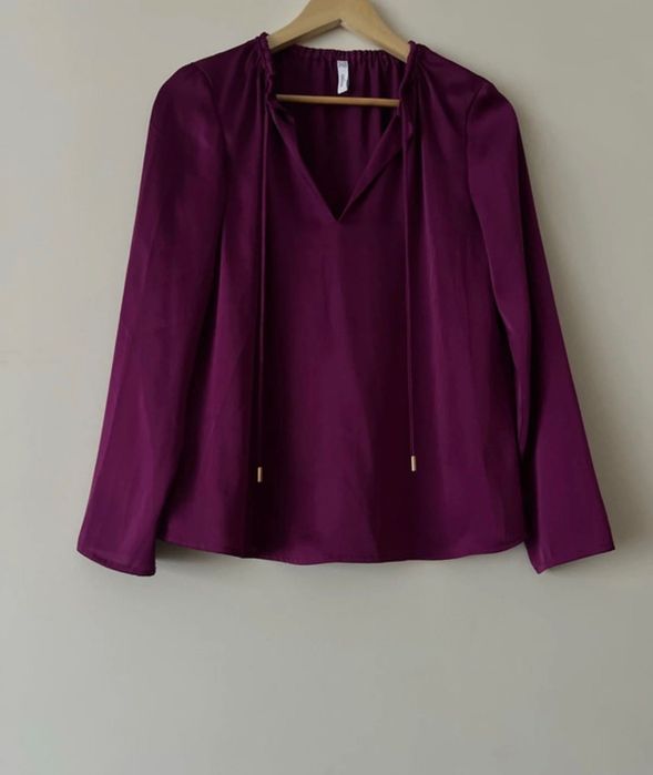 Elegancka satynowa bluzka fioletowa MANGO rozmiar XS S