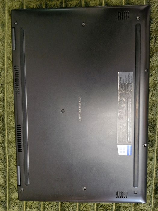 Dell Latitude 3390 2-in-1 | Intel Core i5-8365U | 8GB RAM | SSD 128GB | Full HD IPS Touch Лазерне гравіювання клавіатури