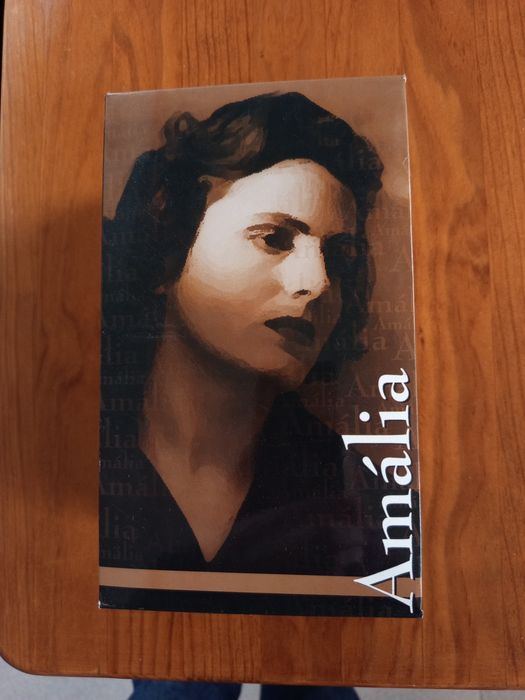 3 vídeos em VHF de Amalia