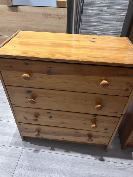 Komody  z drewna