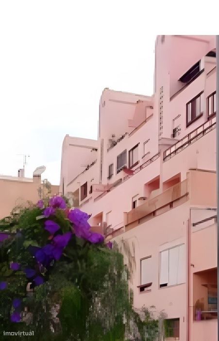 T2 Apartment with Garage at Quinta do Bolhão – Vila Franca de Xira