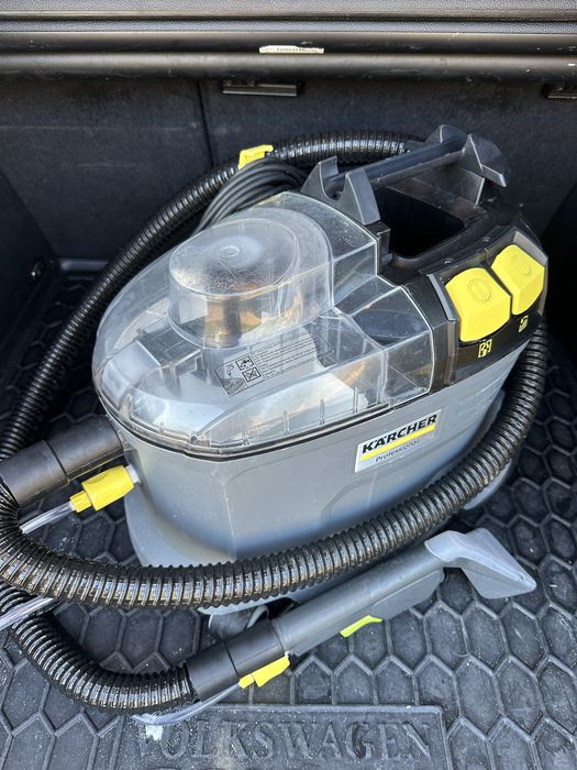 Пилосос миючий Karcher Puzzi 8
