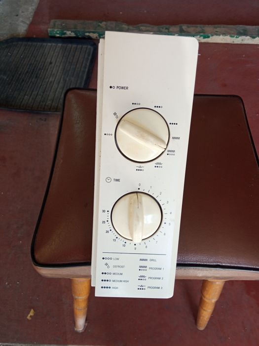 Запчастини від мікрохвильовки різні , від 50 ₴. Тарілок нема.