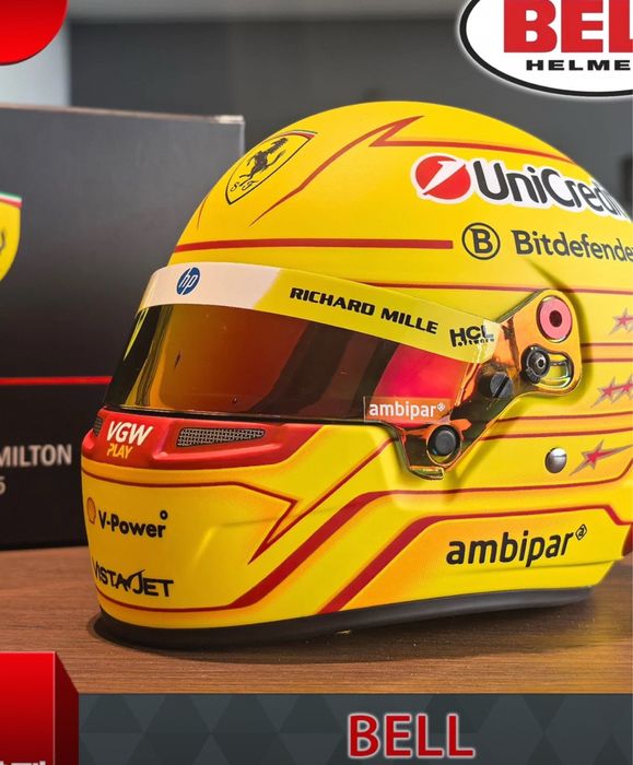 Capacete F1 Lewis Hamilton 2025, tamanho 1:5 para expositor