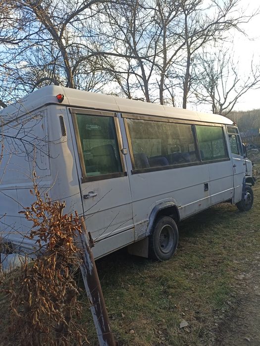 Мерседес- Бенц 611 автобус, під самоскид евакуатор розбір, запчастини, Ом 364 турбоінтеркулер.
