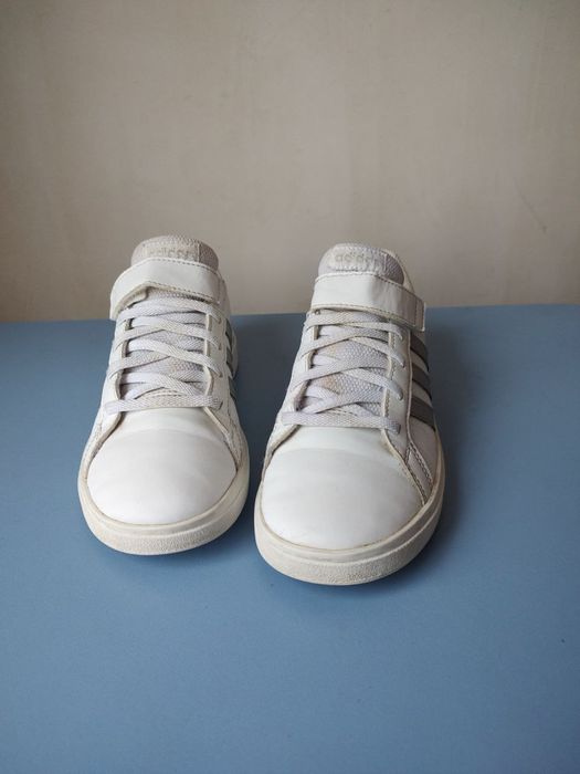 Кросовки Adidas 34p мокасини хайтопи кросівки