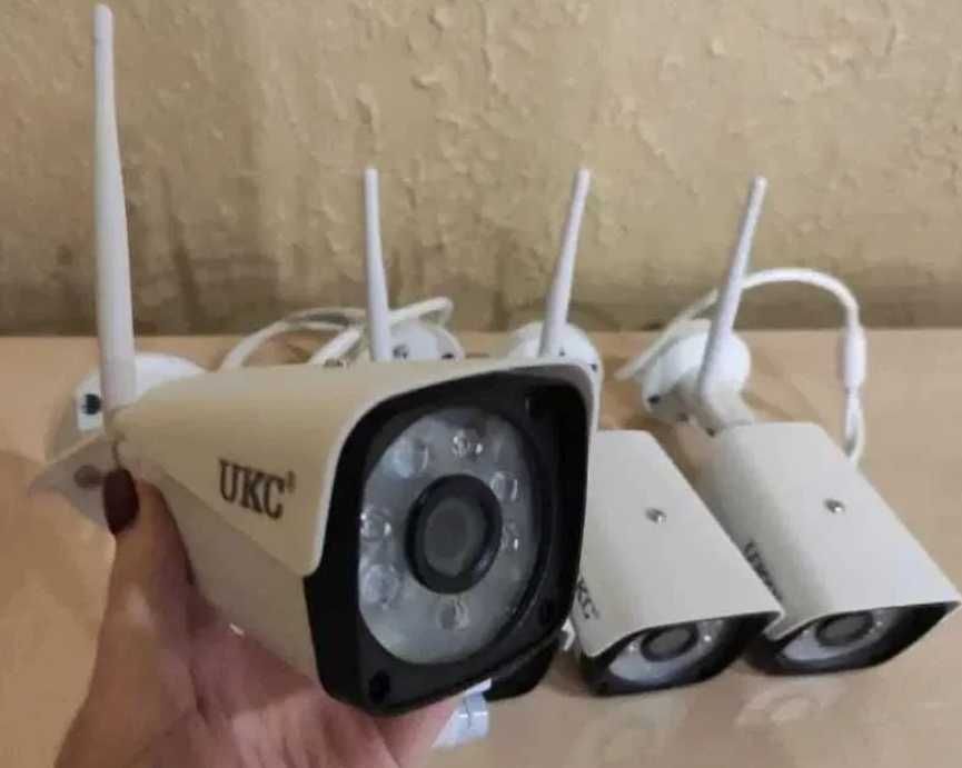 Комплект видеонаблюдения система для дома на 4 камеры вай-фай