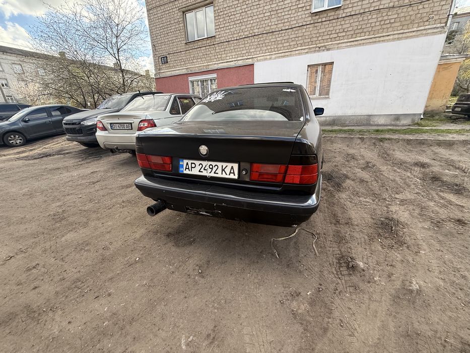 Продам БМВ е34 м20б25