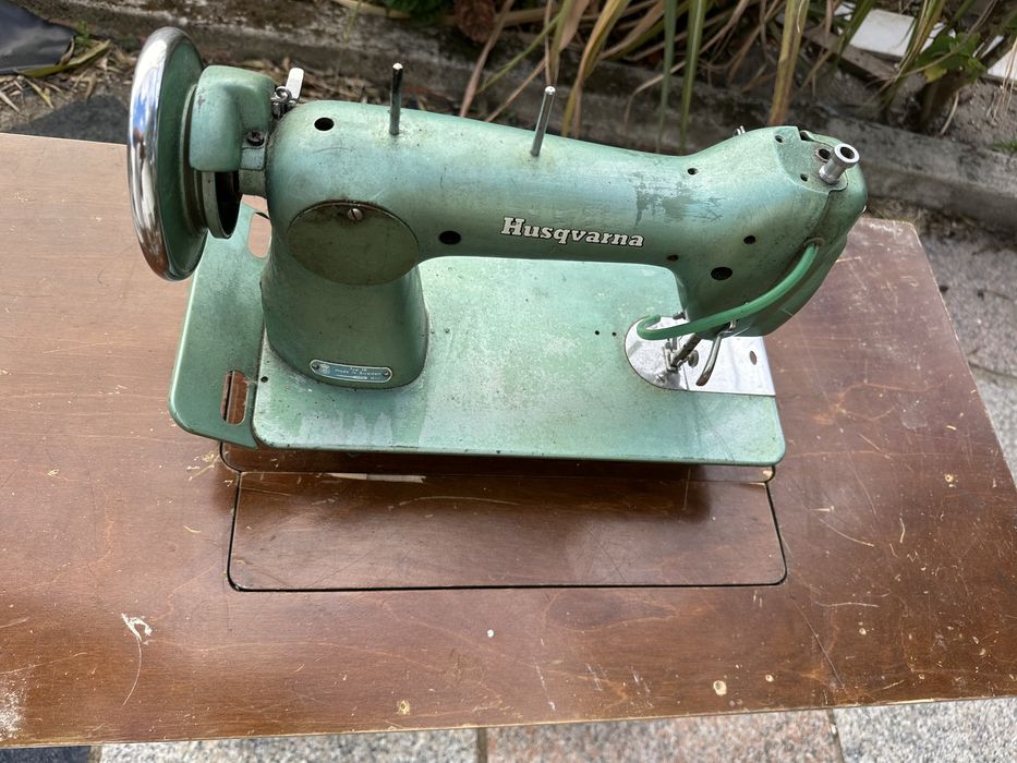 Maquina de costura/ otimo  estado