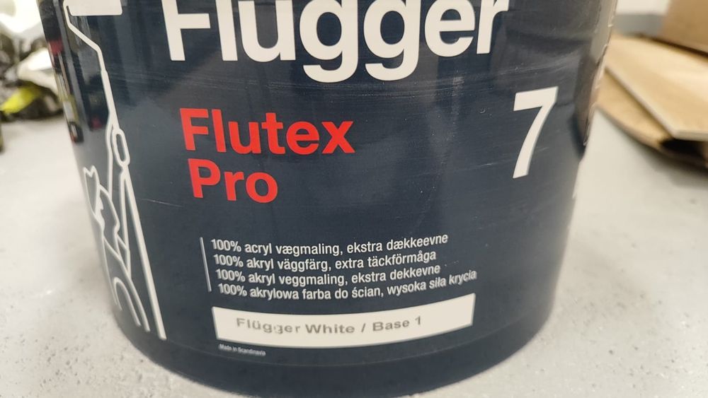Biała farba Flutex pro 7 10l