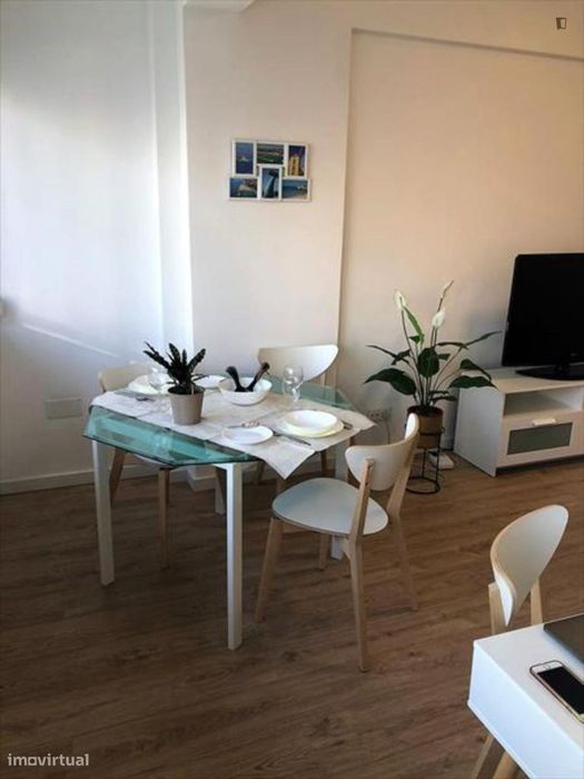 Apartamento com 1 quartos - localizado em Paço de Arcos Lisbon