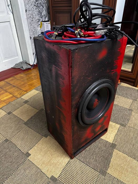 Продам саб Kicx Gorilla Bass E12