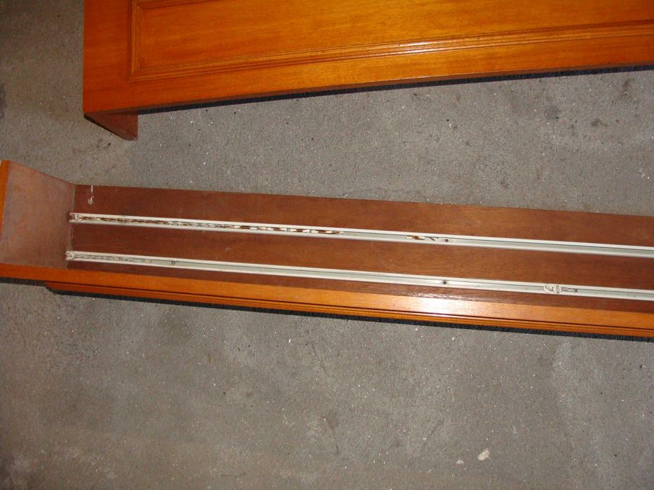 Sanefas em Madeira para Cortinados - 3 unidades - cada 10 euros