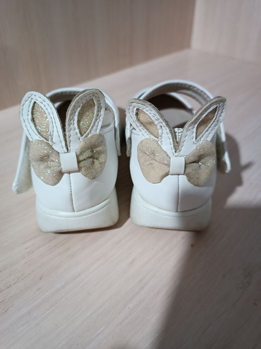Туфлі білі святкові