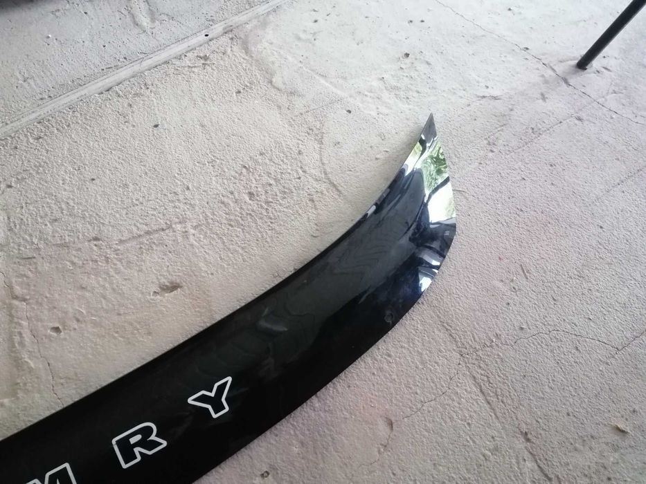 мухобойка на капот тайота кемрі дефлектор