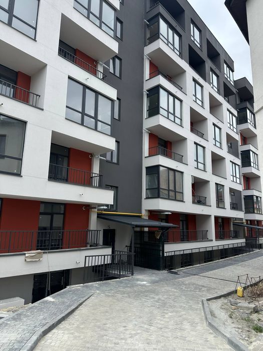 Продаж 2 кімн квартири 72 м² ЖК Галицький Винники центр без комісії