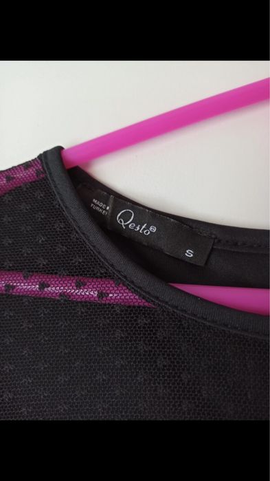 Czarna sukienka z siateczka