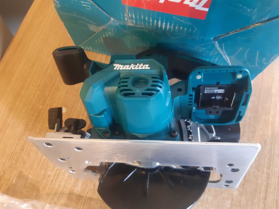 Pilarka tarczowa 18V Makita DHS660