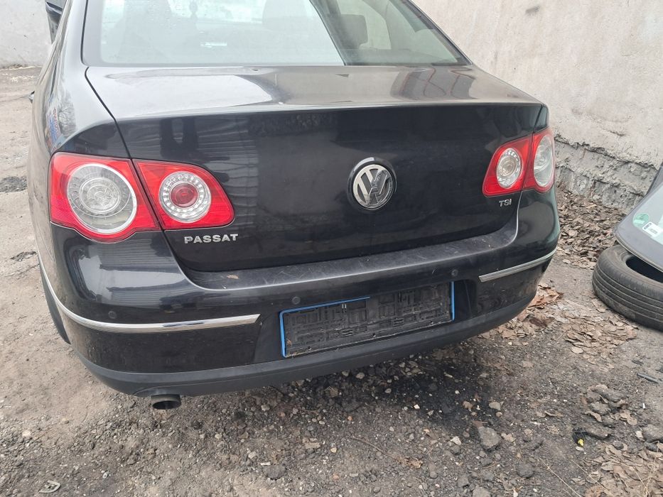 Vw Passat B6 sedan Klapa bagażnika kolor czarny LC9X z demontażu