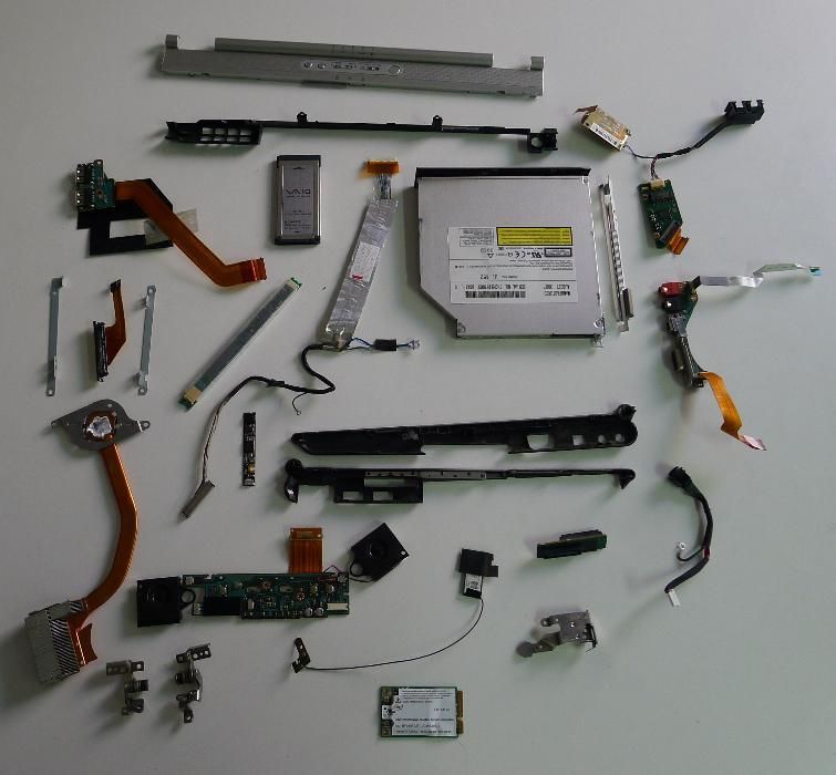 Tenho para venda diverso material de portáteis Sony Vaio de vários mod64738742425347122