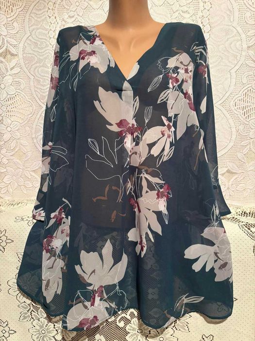 Ошатні блузи великі  60-65