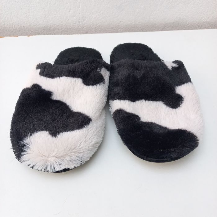 Chinelos branco/preto  Tam.38