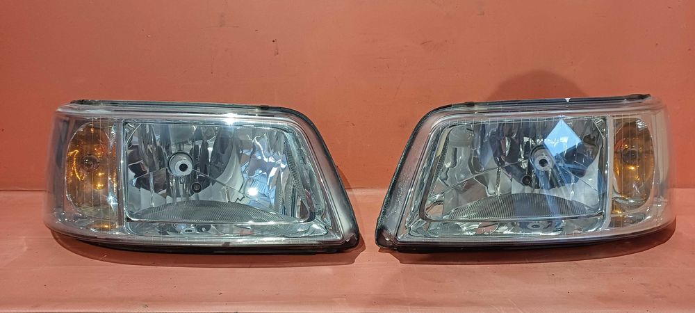 Фара Volkswagen T5 передня ліва права комплект 2003-3009