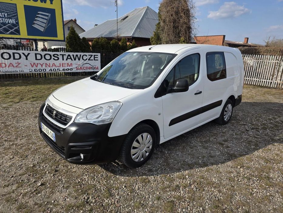 Peugeot Partner Long-5 osobowy  Peugeot Partner 2018 Rok Long-5 Osobowy Zabudowa gruau
