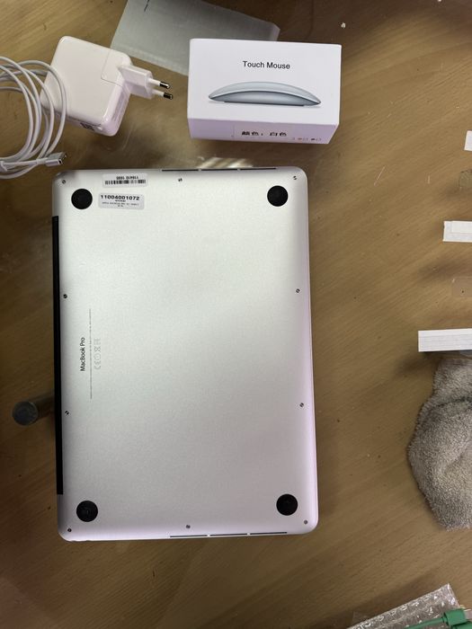 Vendo Macbook Pro como novo c/ garantia