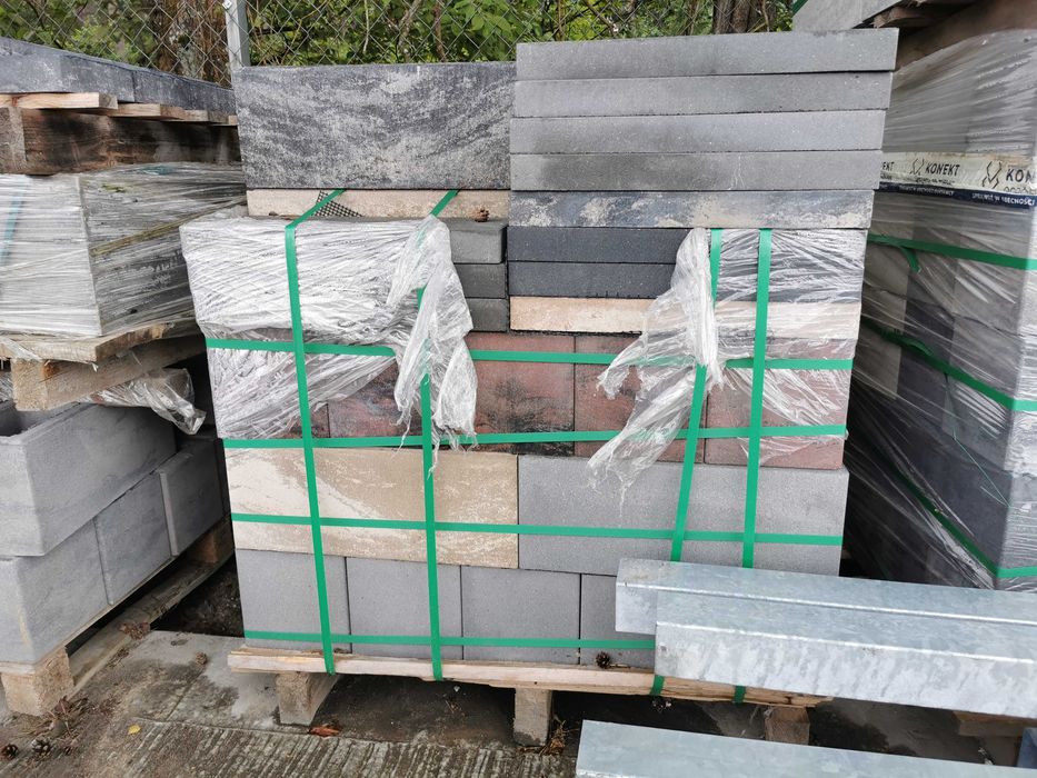 Bloczek pustak ogrodzeniowy KONEKT Joniec GRA LUX od ręki do murowania