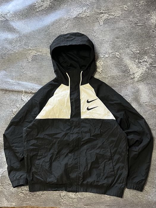 Вітровка nike swoosh