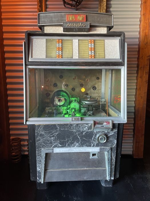 Vendo Jukebox anos 50