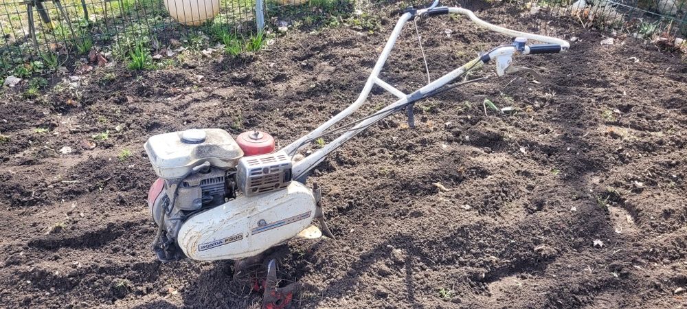 Glebozgryzarka honda