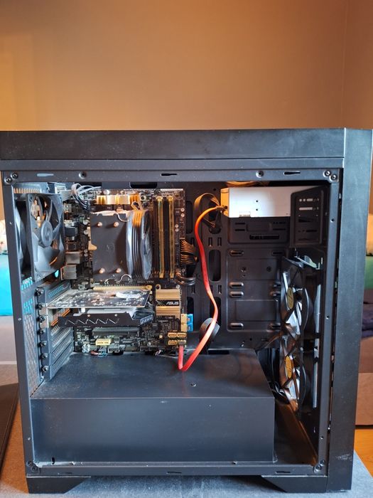 Komputer stacjonarny| Intel i5 | ASUS Z87-C | GTX 750Ti|SSD+HDD