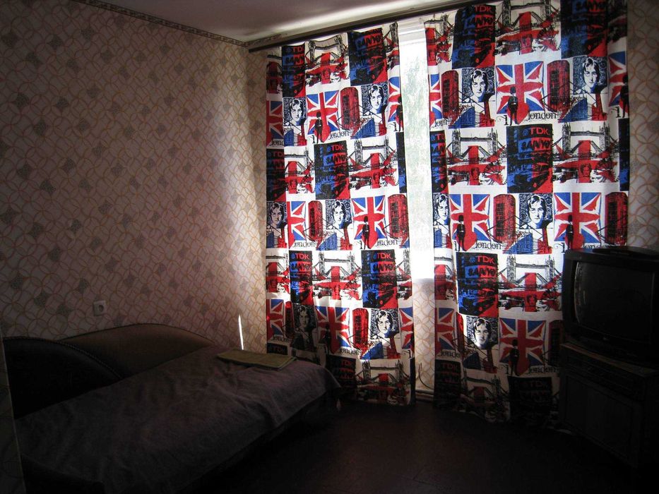 Кімната  Готель "Сміла"