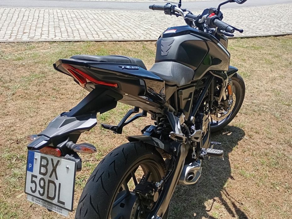 Vendo Voge 125r .