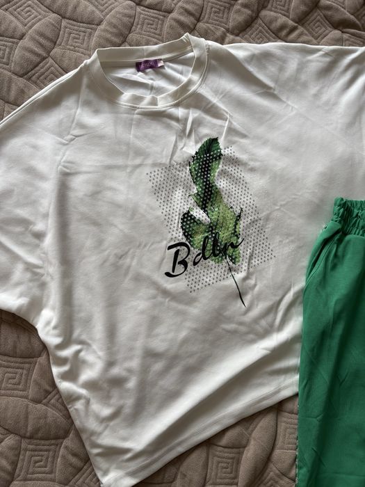 Жіночий костюм великого розміру