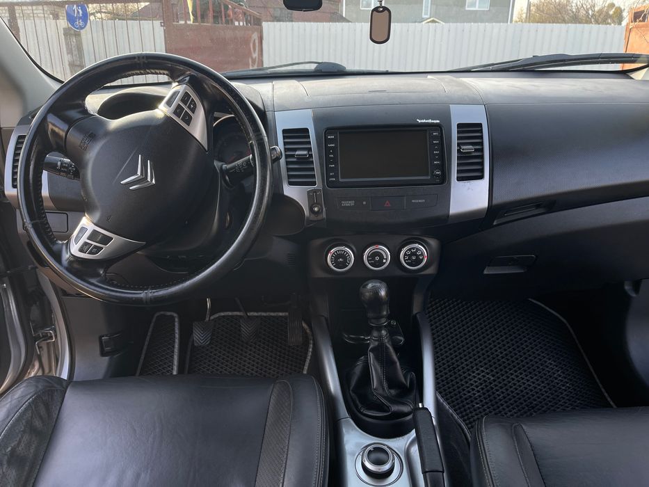 Citroen C-Crosser