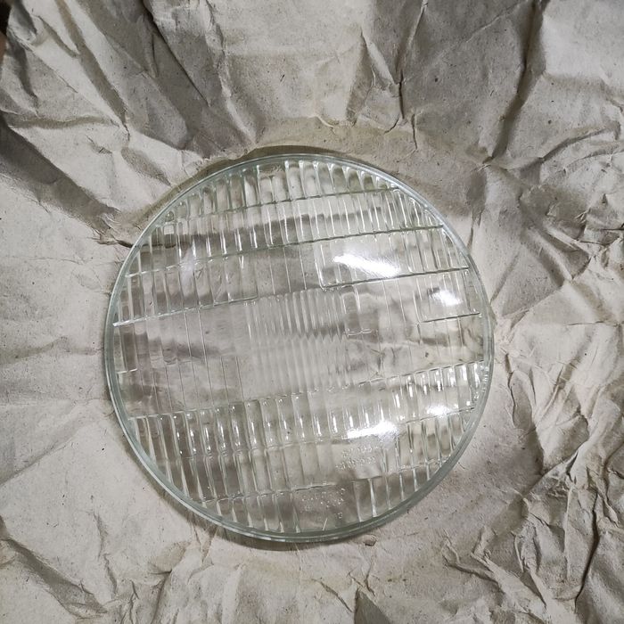Стекло передней фары СССР оригинал ЗАЗ ВОЛГА ГАЗ МОСКВИЧ Рассеиватель