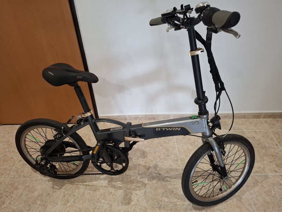 Bicicleta dobrável eletrica.