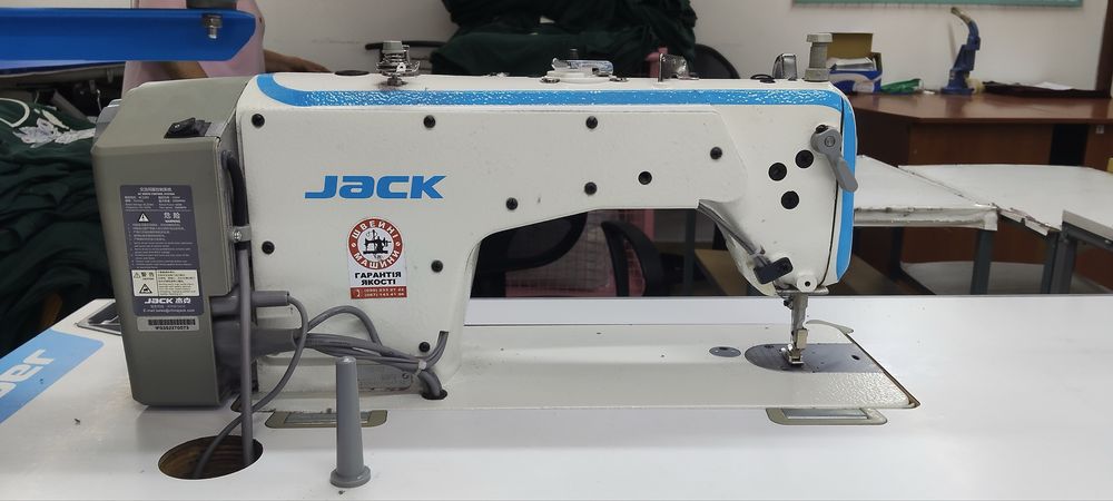 Швейна машина прямострочка універсальна Jack A2B