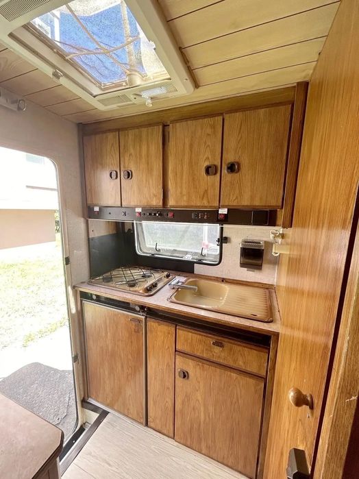 Autocaravana Fiat Ducato Burstner Motor 2.5 Diesel c/ 120 mil km, em bom estado de conservação!