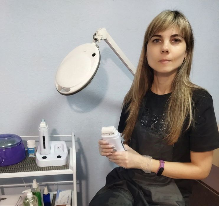 Депиляция воском. Ламинирование ресниц и бровей