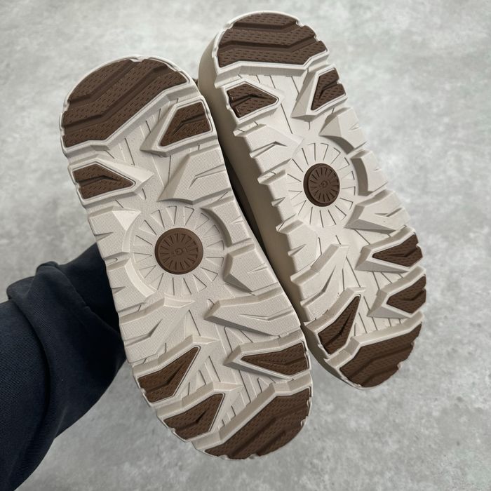 UGG Tasman Weather Hybrid