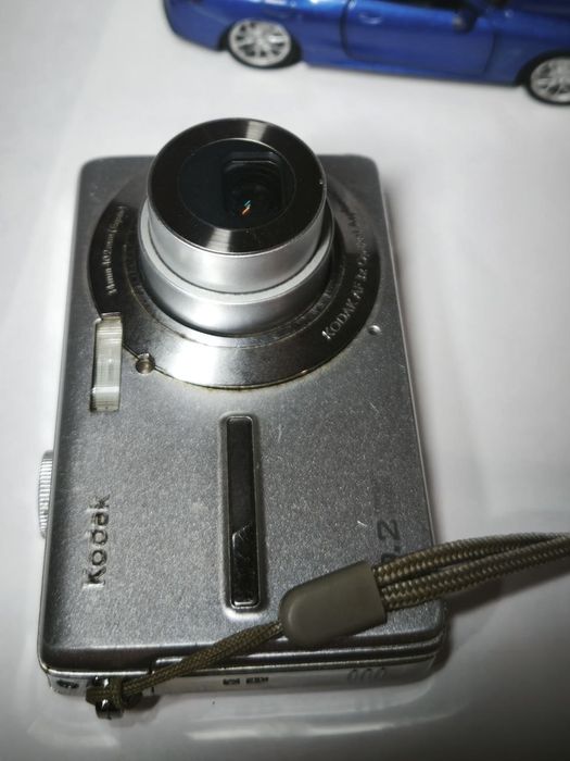 Фотоапарат Kodak EasyShare M320 (9.2 MP, CCD)